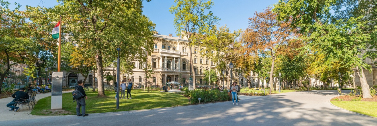 Budapest Museum Central, Будапешт — фото 1