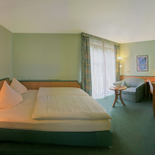 Hotel Kastanienhof, Эрдинг — фото 3