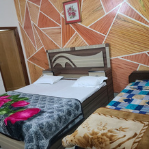 Roomshala 153 Hotel Krishnashrya, Вриндаван — фото 4