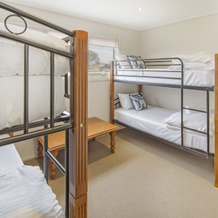 Alpine Snow Angels Retreat Luxurious Snowy Mountains Living, Jindabyne — photo 4