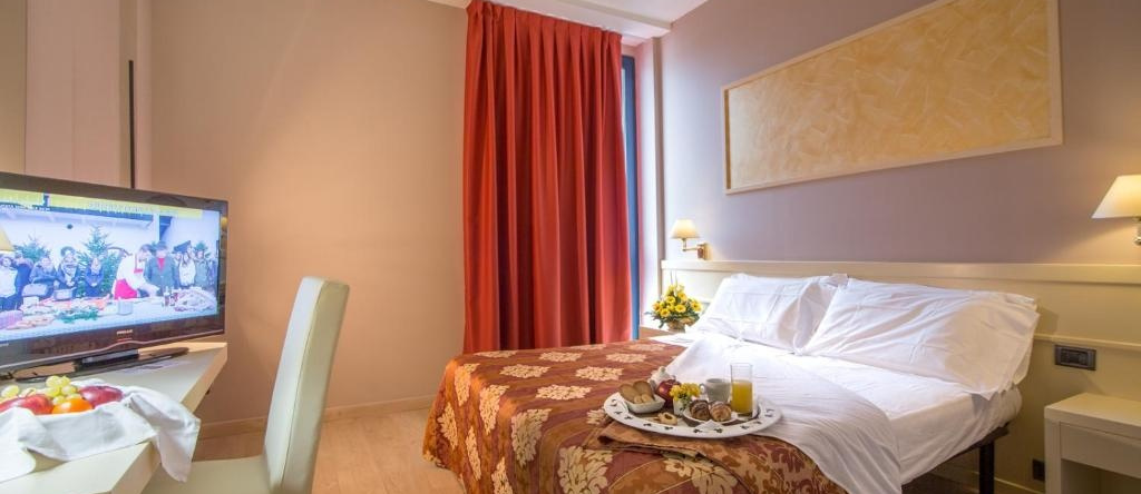 Euro Hotel, Cascina — photo 1