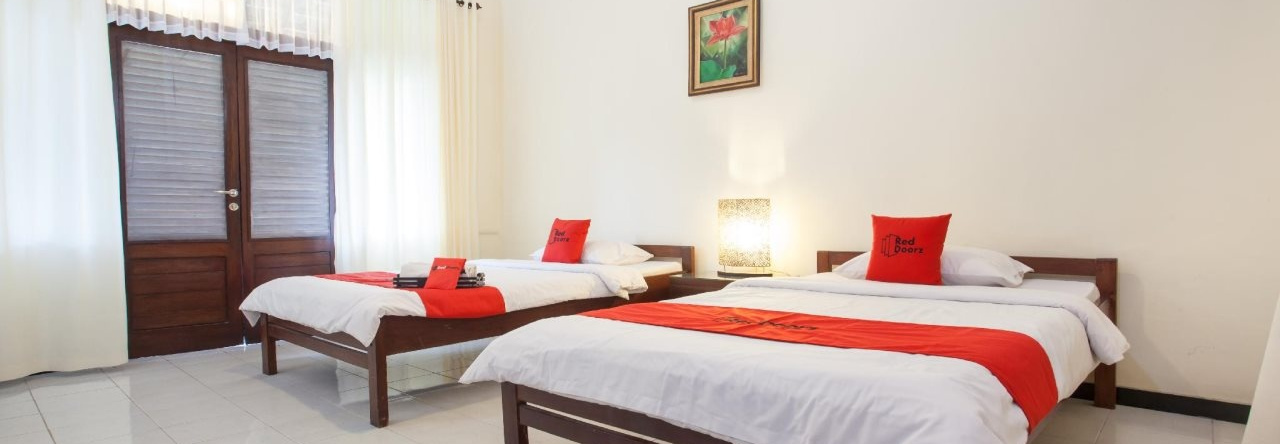 RedDoorz Plus Near Kalibaru Station, 卡利巴鲁 — 照片 1