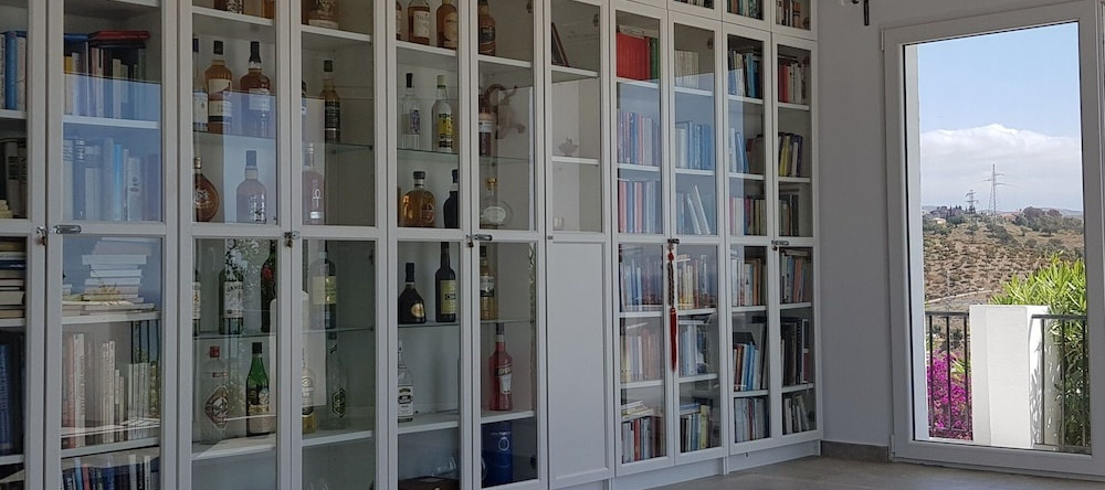 Premium Holiday Home in Benajarafe with Hot Tub, Chilches — photo 1