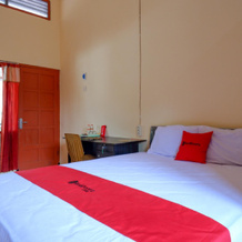 RedDoorz Syariah near Alun Alun Purwokerto, 万由马士 — 照片 2
