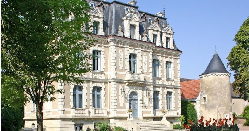 Château de la Rolandière, Trogues — photo 1