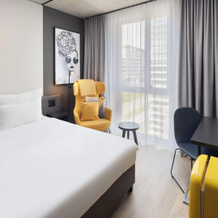Radisson Hotel & Suites Zurich, 奥普菲孔 — 照片 2