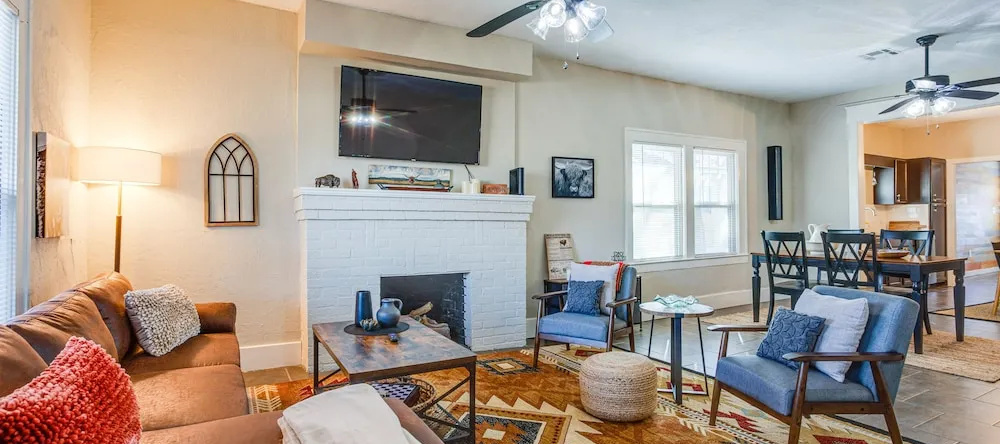 Chic Lawton Home, 5 Mins to Fort Sill!, 劳顿 — 照片 1