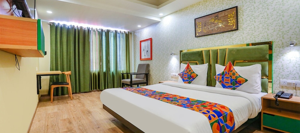 Fabhotel Aerosky Grand, Нью-Дели — фото 1