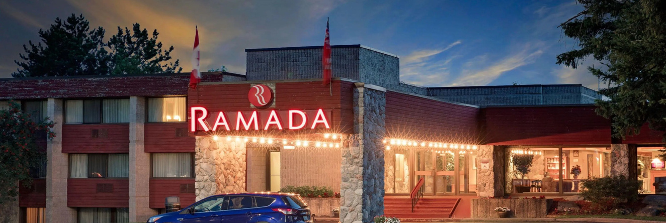 Ramada By Wyndham Pinewood Park Resort North Bay, Норт-Бей — фото 1