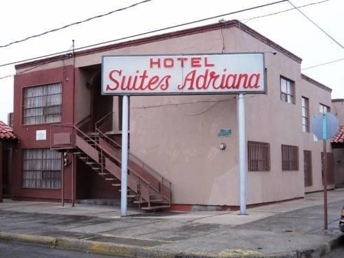 Hotel Suites Adriana, 华雷斯城 — 照片 1