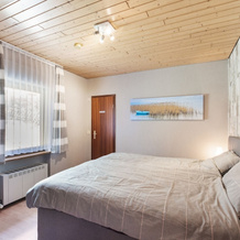 Feusdorf Forest Bungalow, 福伊斯多夫 — 照片 2