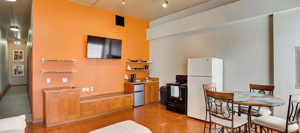 Ultimate Convenience: Historic Dtwn Marshall Apt!, 马歇尔 — 照片 1