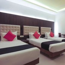 Hotel Saravana Bhavan by OYO Rooms, 蒂鲁琴杜尔 — 照片 4