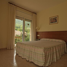 Fonda Finet, Sant Feliu de Pallerols — photo 2