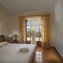 Villa Corina, 萨罗尼科斯 — 照片 2