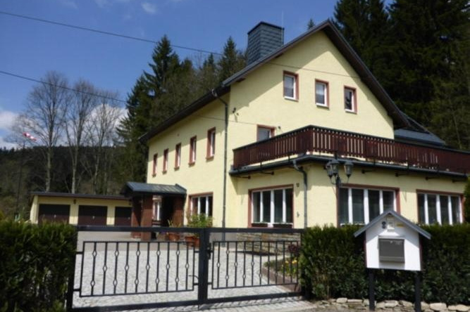 Haus Wiesenbaude, Barenstein — photo 1