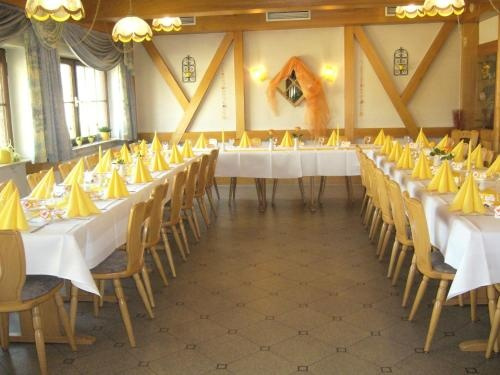 Landgasthaus Löwen mit Gästehaus, Хольцхаузен — 照片 1
