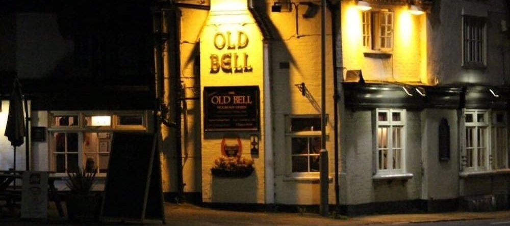 The Old Bell, High Wycombe — photo 1