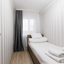 Lyuks Hotel, 库尔加宁斯克 — 照片 2
