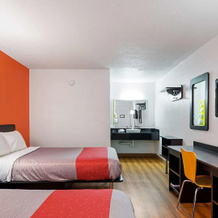 Econo Lodge, Бакай-Лейк — фото 5