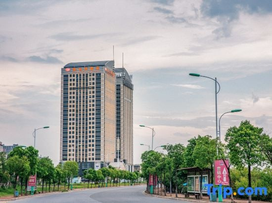 Vienna Hotel (Yingtan International Optical City Fangte Store), 鹰潭 — 照片 1