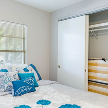 Cozy Jacuzzi Home, Orient Park — photo 2