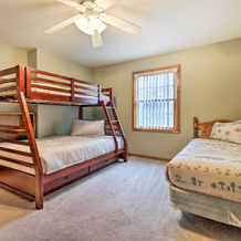 Hot Tub, Lake Access: Spacious Poconos Getaway!, 奥尔布赖茨维尔 — 照片 3