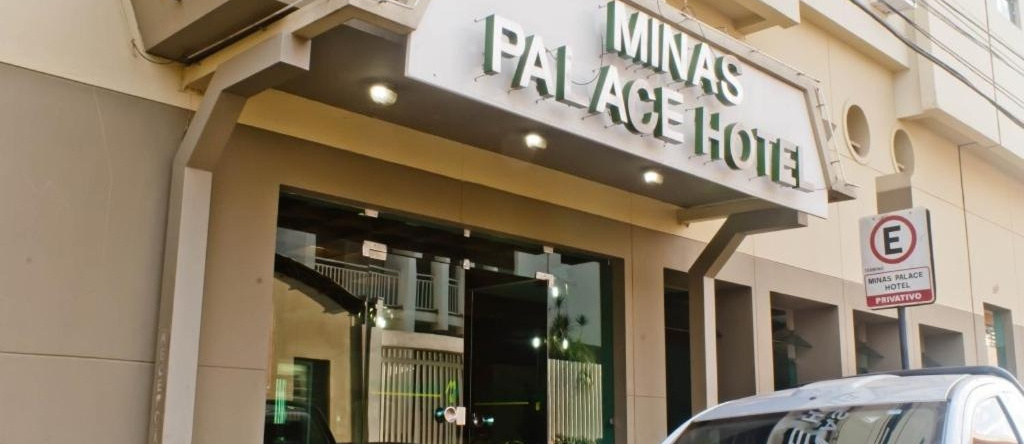 Minas Palace Hotel, 帕苏斯 — 照片 1