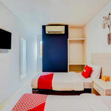LG Hotel, Jember — photo 4