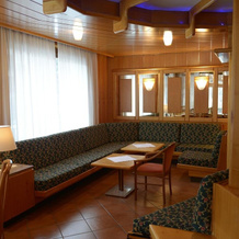 Hotel Regina Elena, 卡德尔佐内泰尔梅 — 照片 3