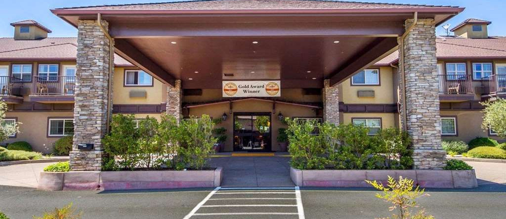 Comfort Inn & Suites Ukiah Mendocino County, Юкайа — фото 1