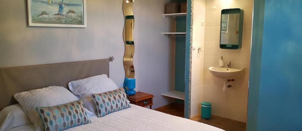 Chambres de Sauviolle 2, Frontenac — photo 1