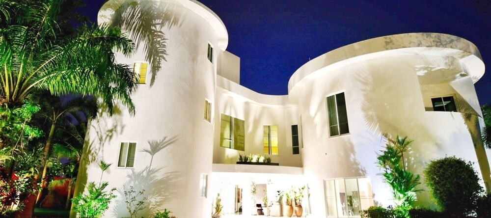 Thaillywood Luxury Palace Unique In Pattaya, 邦 — 照片 1