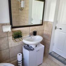 Lovely Double Room in a Flat, Greenhithe — photo 5
