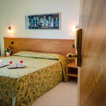Hotel Luna Blu, Центо — фото 2