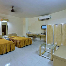 Hotel Ratnadeep, Джалпайгури — фото 2