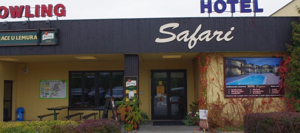 Hotel Safari, 拉贝河畔皇宫镇 — 照片 1