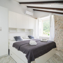 Nice Home in Slano With 6 Bedrooms and Wifi, 斯拉诺 — 照片 4
