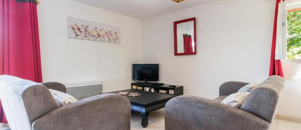 Gîte Pont-Saint-Martin, 4 pièces, 6 personnes - FR-1-306-986, 圣菲尔贝德格朗略 — 照片 1