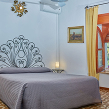 Stunning Villa With Private Pool Chlorine-free and Jacuzzi, 陶尔米纳 — 照片 2