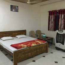 Shreyansh Hotel, 钦德瓦拉 — 照片 2