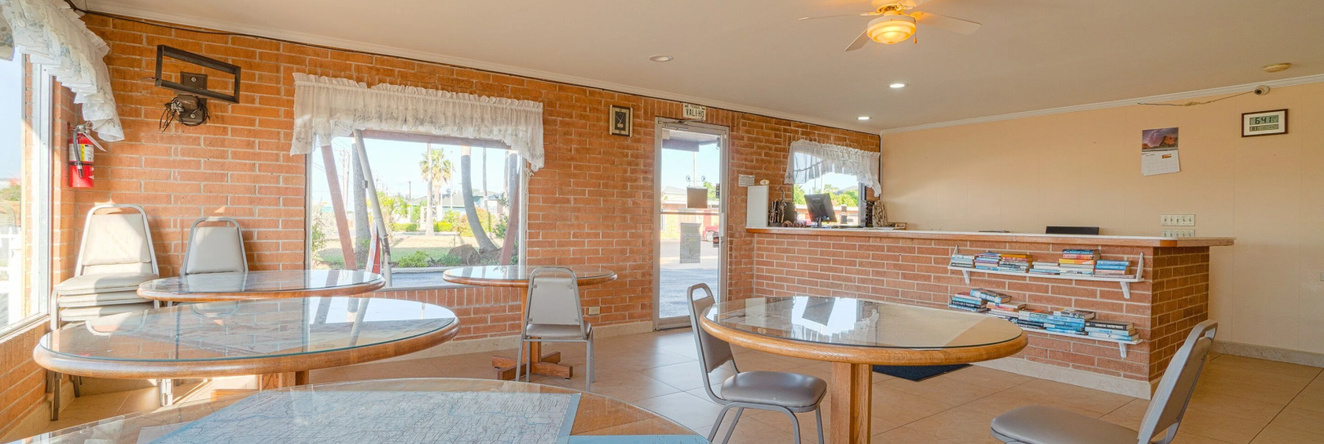 Vali Ho Motel By OYO Weslaco Mercedes, Weslaco — photo 1