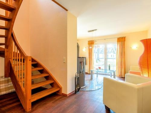 Reetdachhaus mit Sauna, Kamin & Terrasse - D 028.032, 齐尔肖 — 照片 1