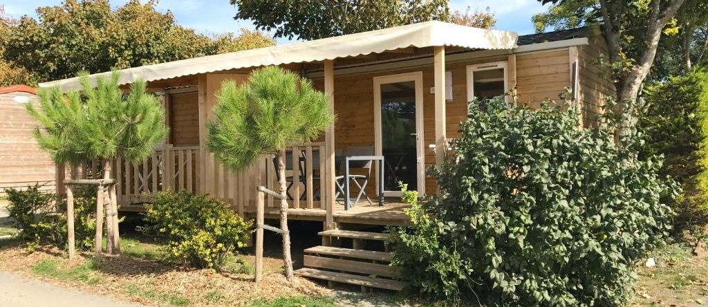 Camping Au Petit Port de l'Houmeau, 吕莫 — 照片 1