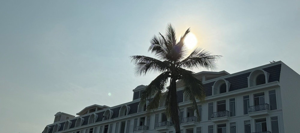 Ao Tien Harbour Boutique Hotel, Ван Дон — фото 1