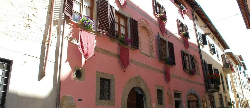La Finestra Sul Borgo, 拉泰里纳 — 照片 1