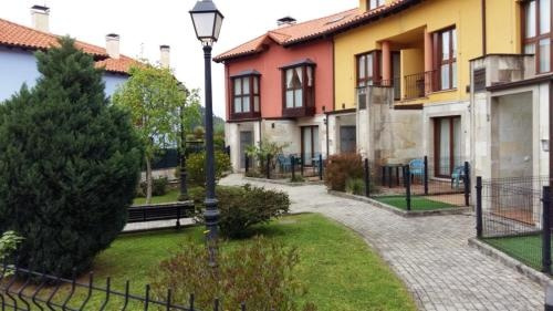 Apartamentos El Bosquin, Llanes — photo 1