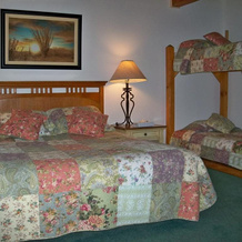 Kelly Place Bed & Breakfast, Тоуаок — фото 5