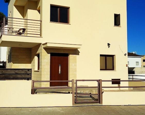Afrodite Luxury Villa Complex 4 bedroom, Larnaca — photo 1