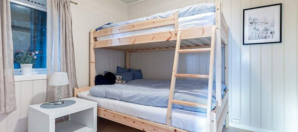 10 Person Holiday Home in Kalvag-by Traum, 布雷芒厄 — 照片 1